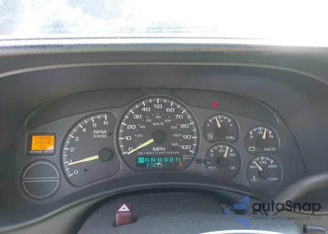 2000 Chevrolet Silverado Ls z USA, uszkodzony, nr VIN 1GCEC14T3YE106948